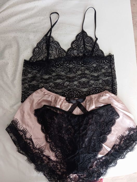 Nowy zestaw bielizny plus szlafrok