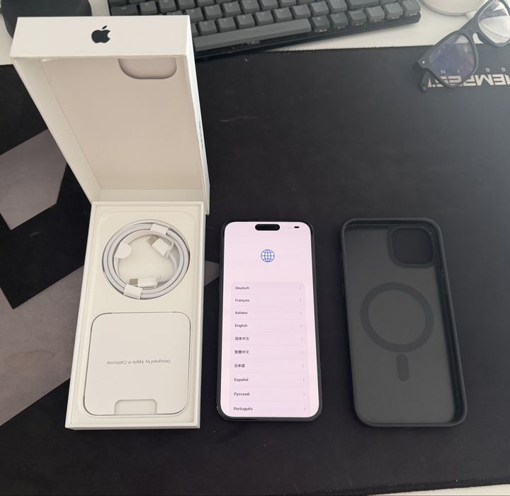 iPhone 15 Plus c/ Garantia , 89% bateria + capa , 128GB