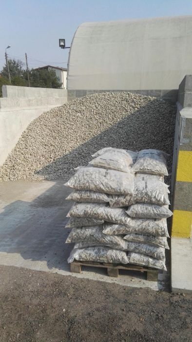 Kora kamienna 11-32. gnejs otoczak grys kliniec