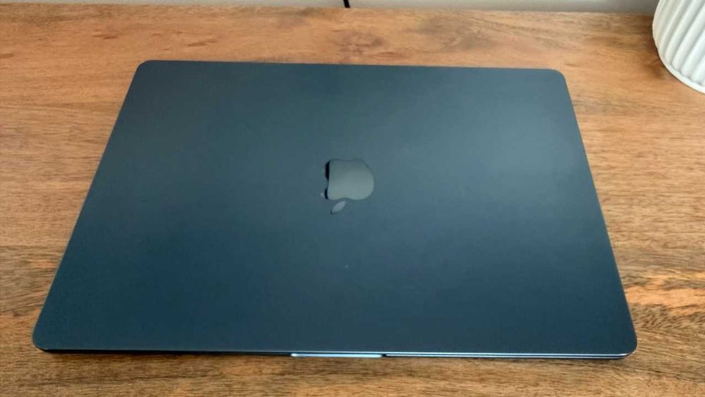 Macbook Air 15" M3 / 2024 / 24GB RAM / 1TB SSD