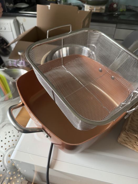 Panela grande c/ cesto para fritura