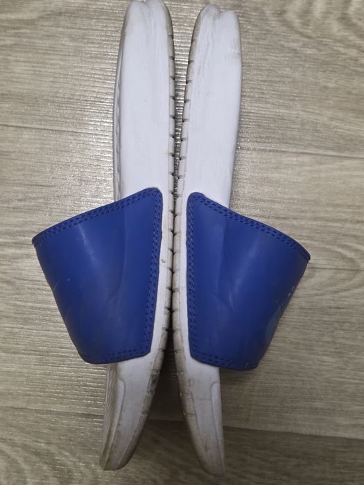 Шльопаці Nike p.36