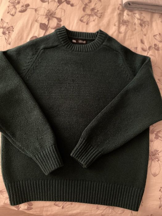 Светр на хлопця теплий