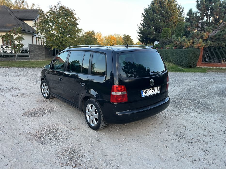 Volkswagen Touran 2.0 TDI ksenony DSG 7 osobowy