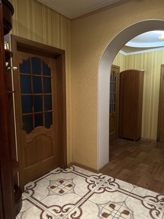 Продам двоповерховий будинок по вулиці Володимирскій