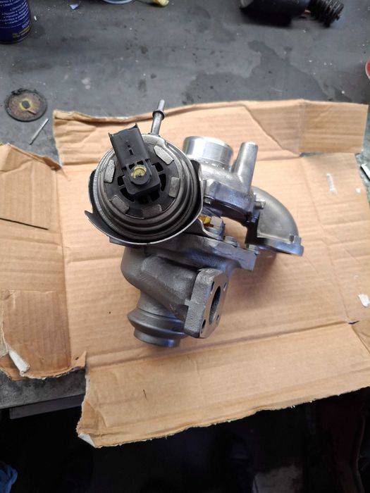 Turbo Citroen Peugeot Ford Focus 1.6 HDI 95CVS
