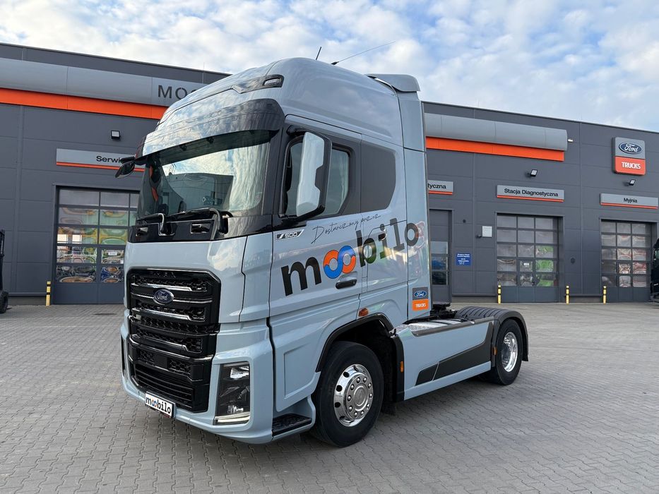 Ford F-MAX Retarder 16 biegów Luxury LED Navi TV Skóry el. wspomaganie