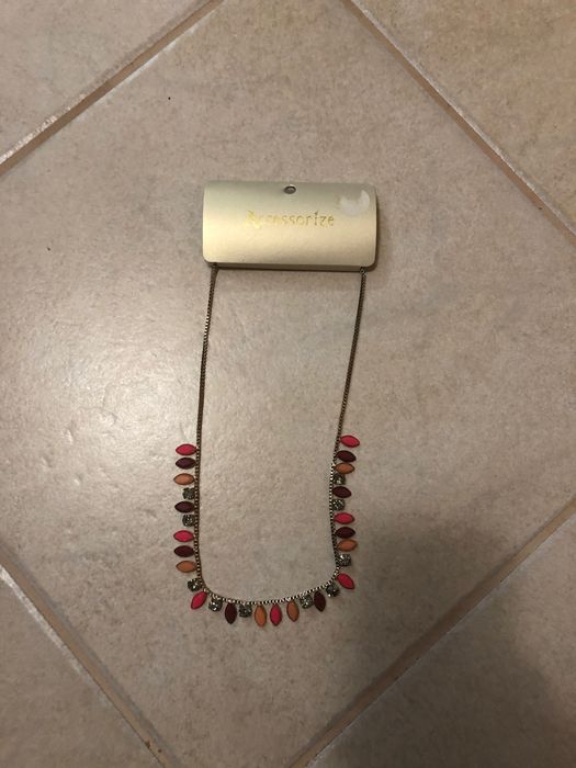 Colar - Marca Accessorize