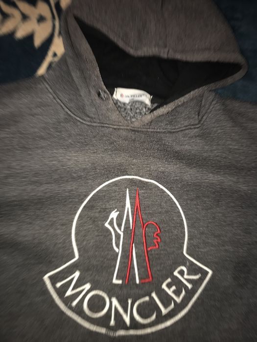 Оригінальне худі Moncler L