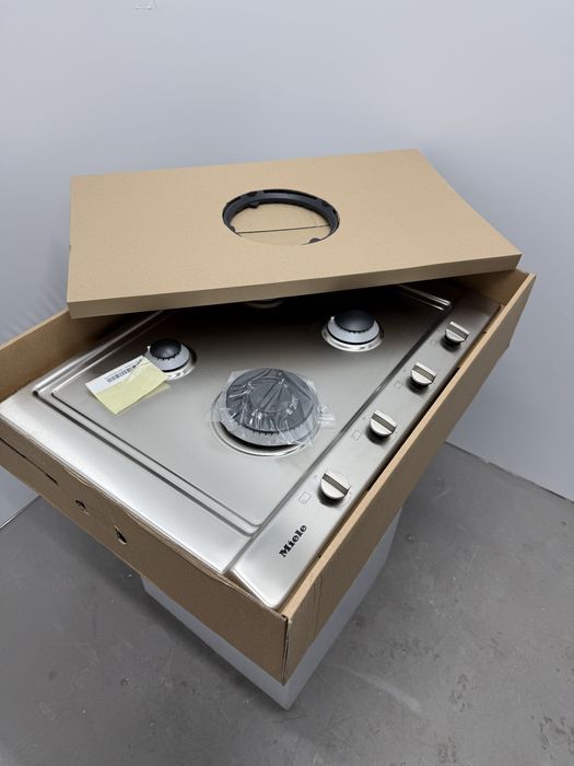 Нова газова поверхня Miele KM2030 G