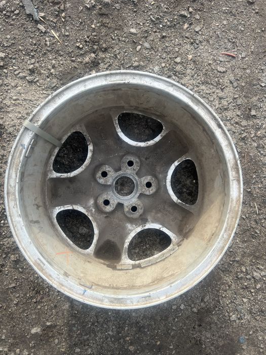 Продам диски R16