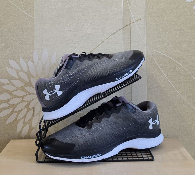 Чоловічі кросівки Under Armour Charged Bandit 6 розмір 44
