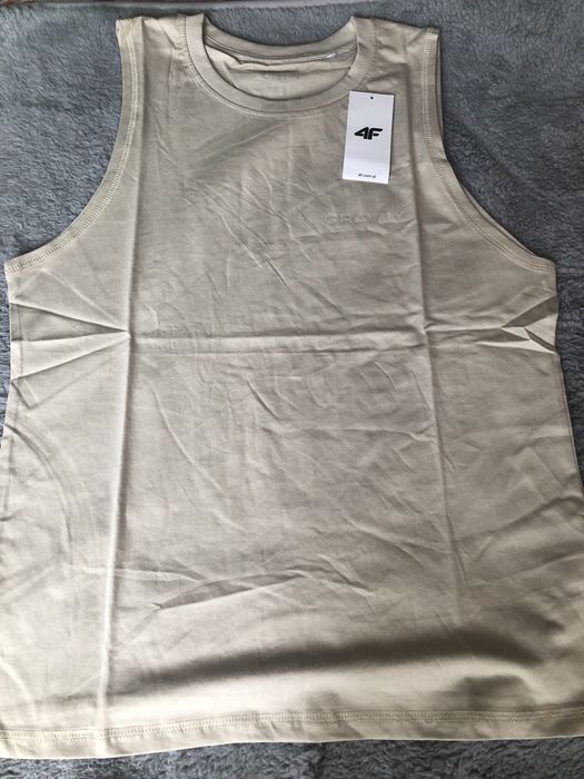 Męski Top F4 - Nowy