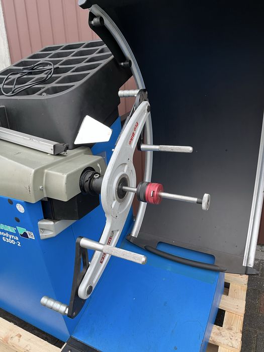 Hofmann Geodyna 6300-2  Wyważarka do kół motocyklowych  Haweka