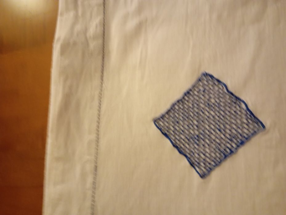 Lençol antigo branco