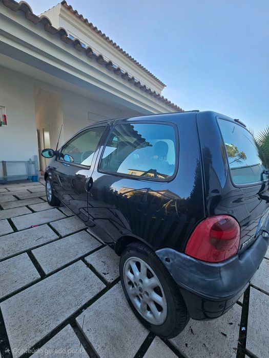 Twingo Initiale 1.2 16V – Versão especial, pele, AC e apenas 123 mil km