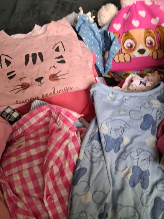 Ubrania dla dziewczynki