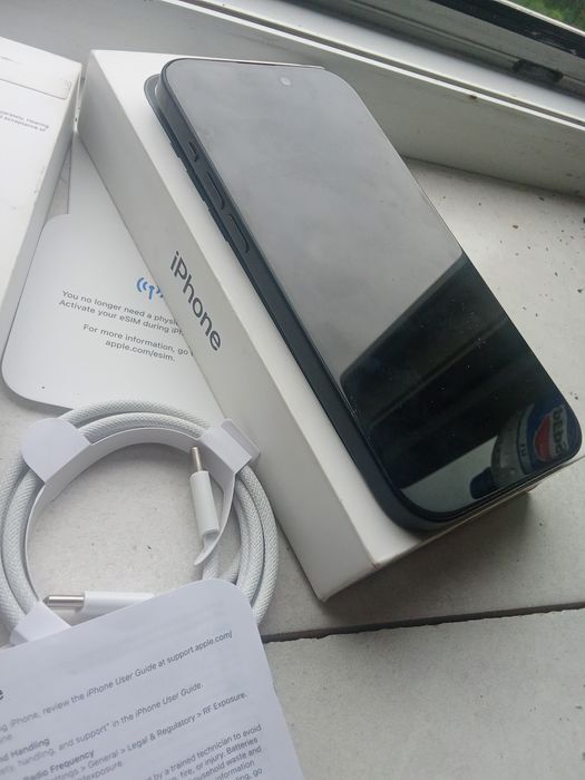 Продам Смартфон Apple iPhone 15