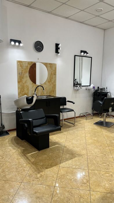 Оренда перукарського крісла