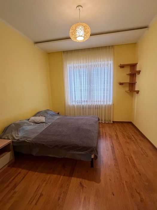 Продам 2 кімнатну квартиру.