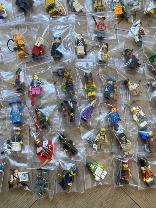 Lego minifigures series мініфігурки