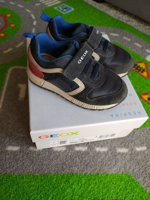 Sapatilhas Geox Tam 23