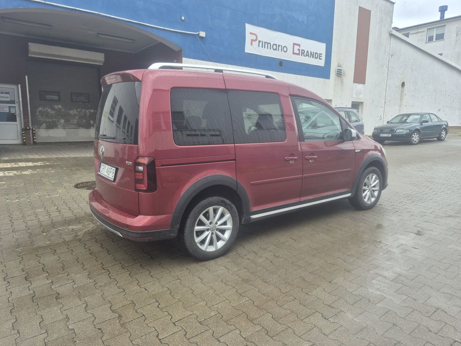 Caddy Alltrack 2.0 TDI manual
