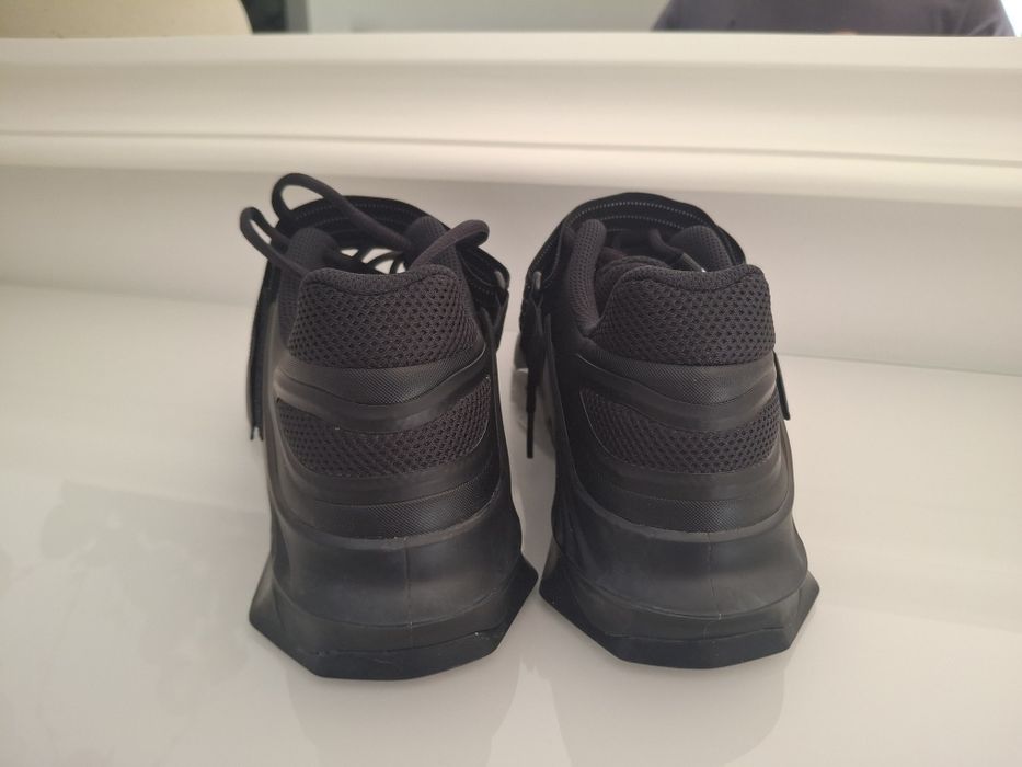 Nike Savaleos (halterofilismo)