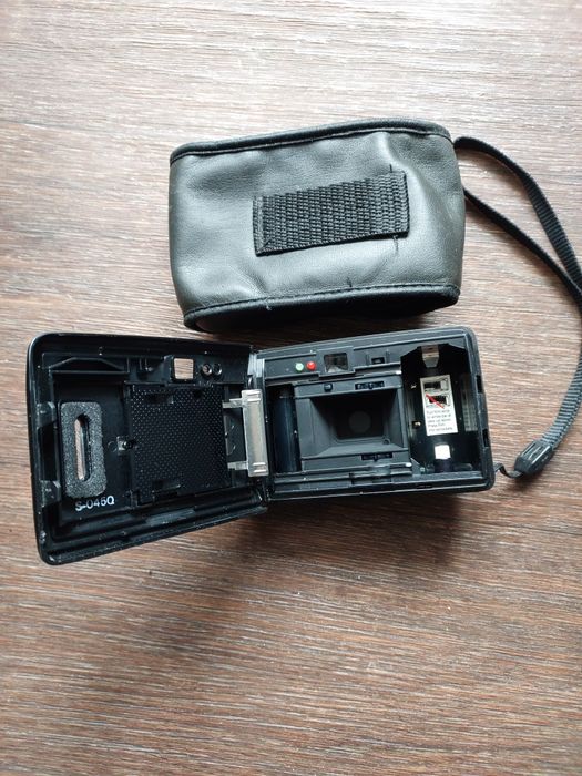 Винтажный плёночный фотоаппарат Polaroid  в отличном состоянии