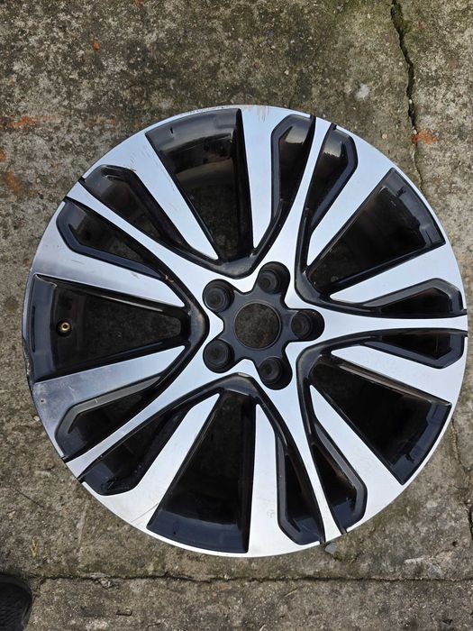 felga Renalut Kadjar Arkana 18 cali ET35 Initiale