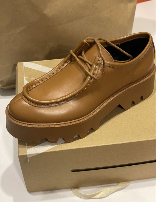 Шкіряні туфлі ZARA Wallabe