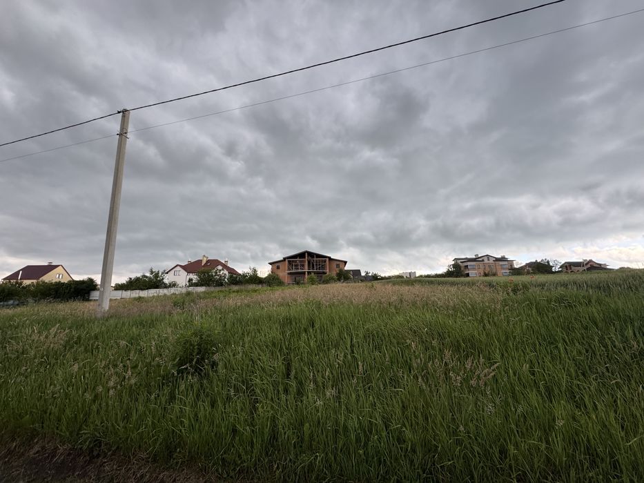 Продаж земельної ділянки Зубра / Сихів