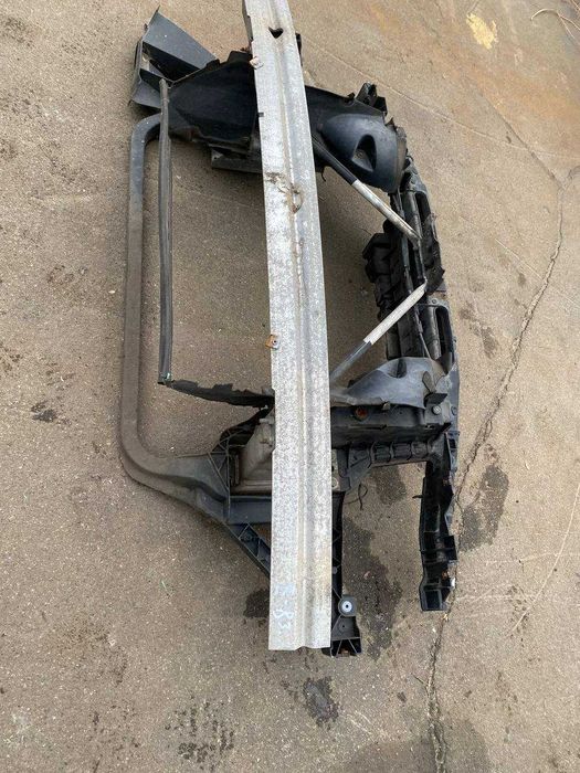 Передня панель BMW X3, E83