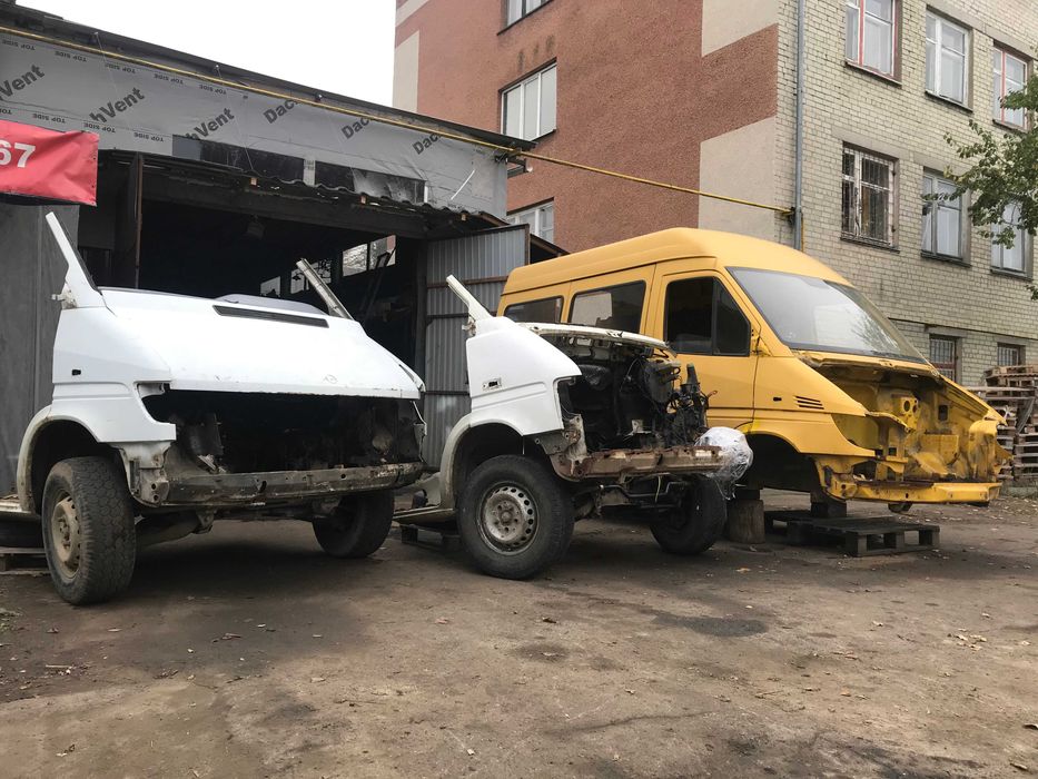 Кузовні деталі Елементи кузова Мерседес Спринтер Вольксваген ЛТ