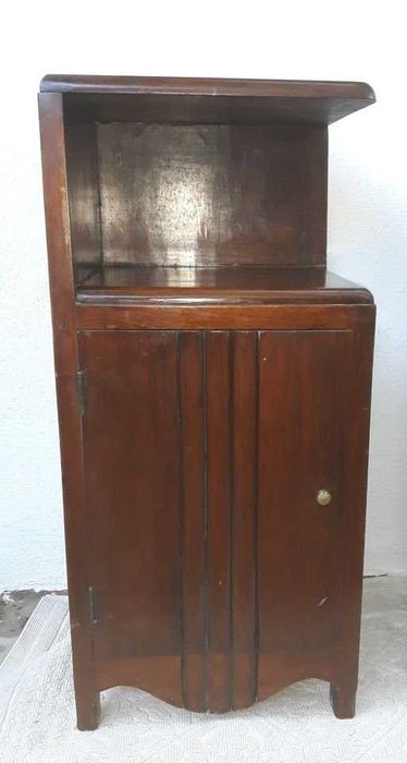 Conjunto 2 Mesas de cabeceira Anos 40