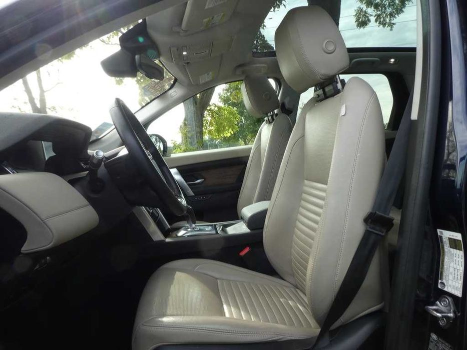 2020 Land Rover Discovery Sport SE