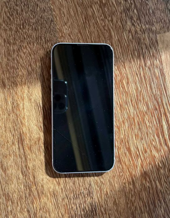 iPhone 14 128GB roxo