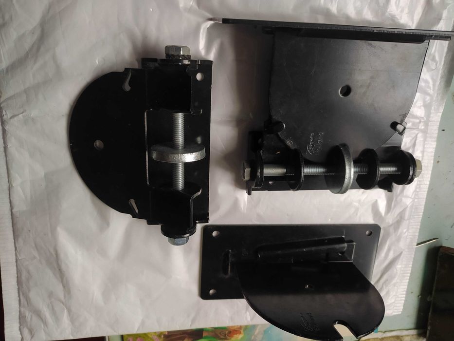 Крепления на стену