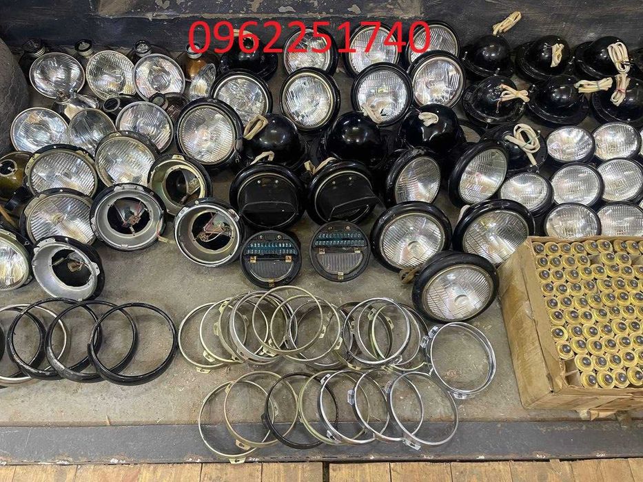 Фари, горшки фар, оптика, ободки, лампочки Уаз, Газ 53, Зіл, Камаз