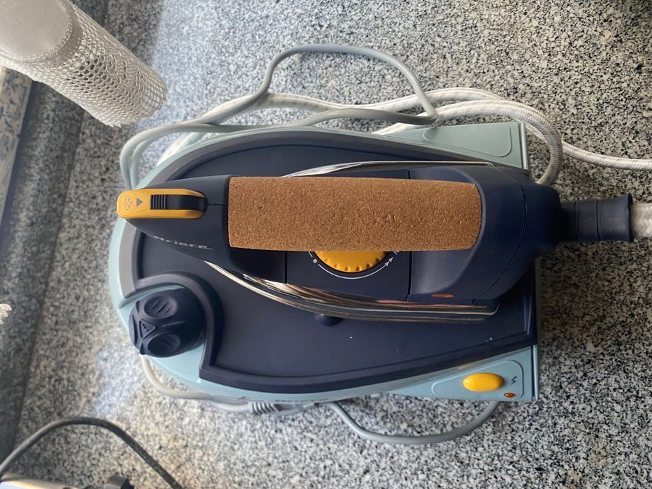 Ferro de Engomar Aríete Stirs 3500 Novo