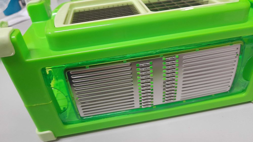 Mandolina com cortador 7 em 1