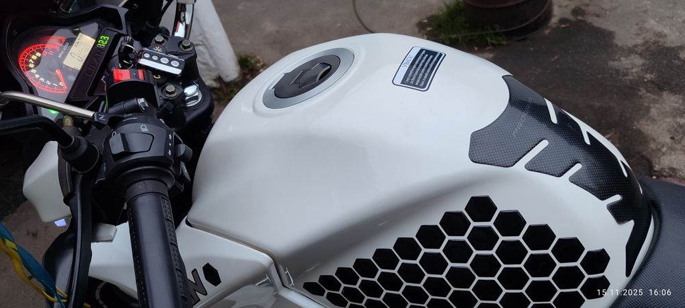 Продам Lifan KP200