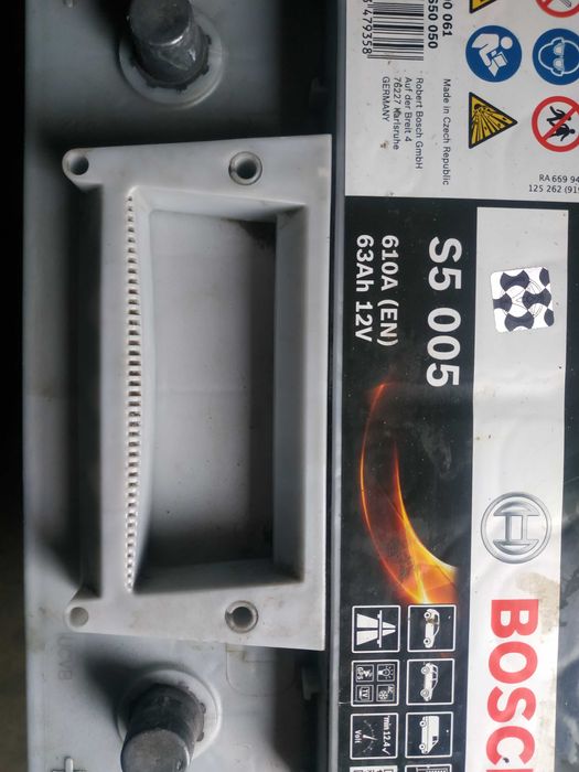 Аккумулятор Bosch 63 Ач