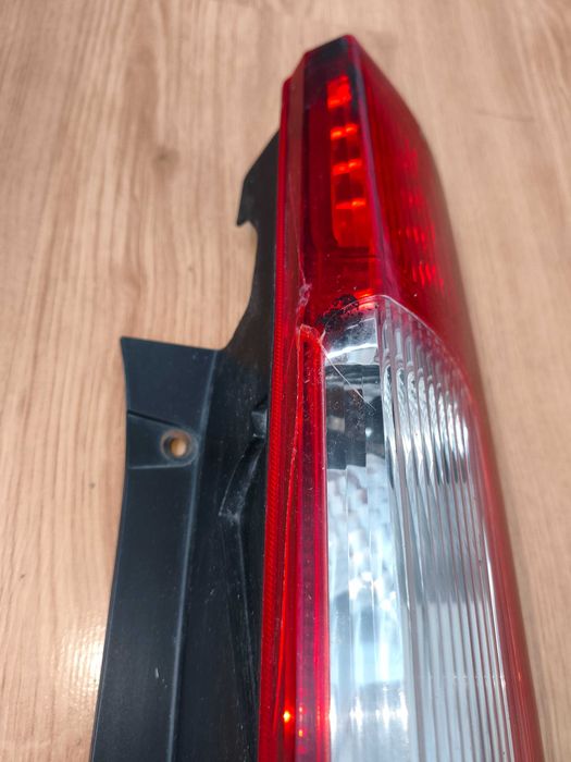 Conjunto Faróis / Ópticas Ford Focus Mk2 (Frente e Trás)