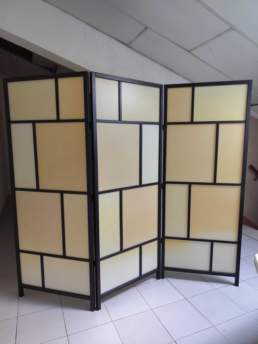 Biombo IKEA preto