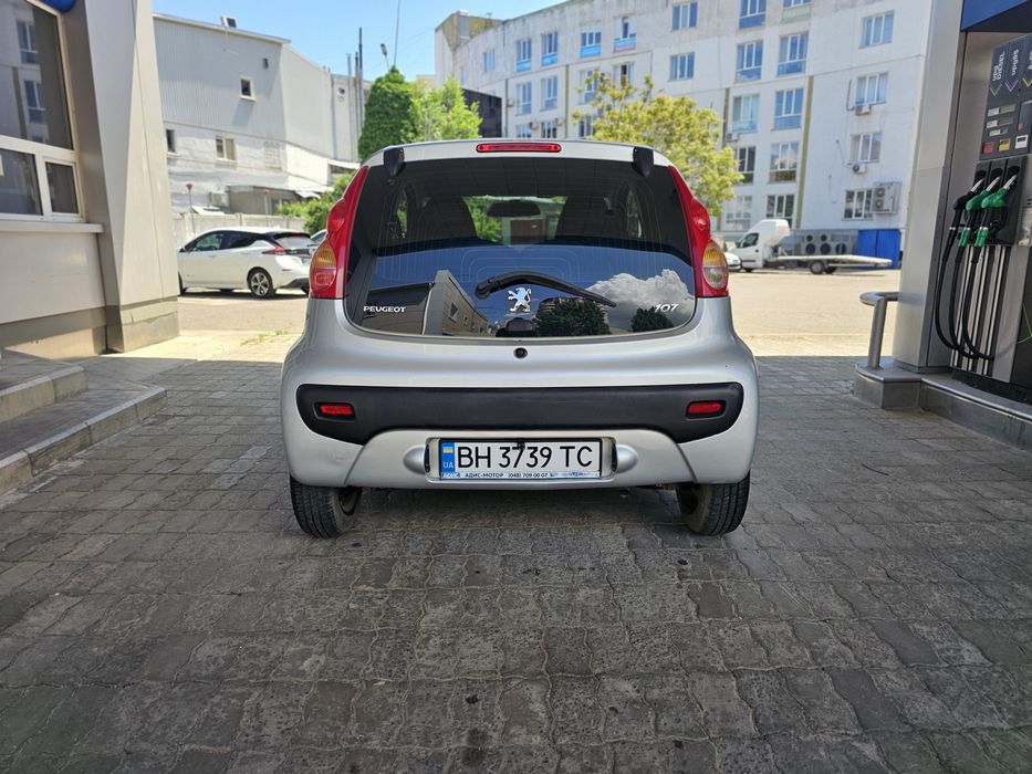 Peugeot 107 1,0AT