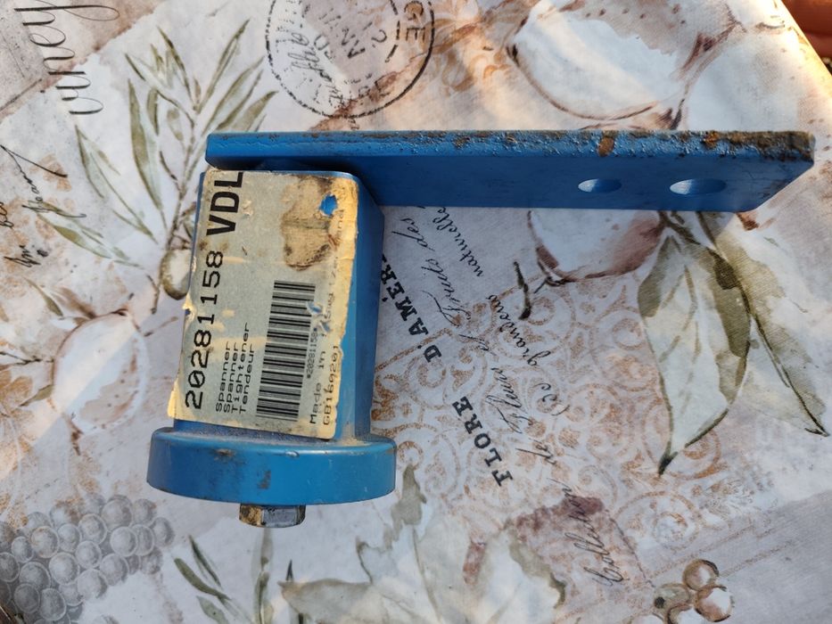 Napinacz paska klimatyzacji BOVA