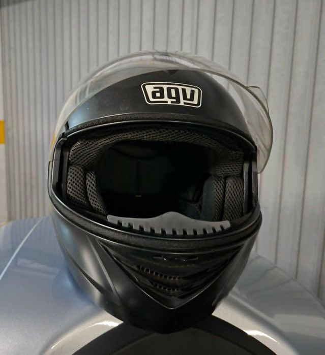 Capacete Modular Marca AGV