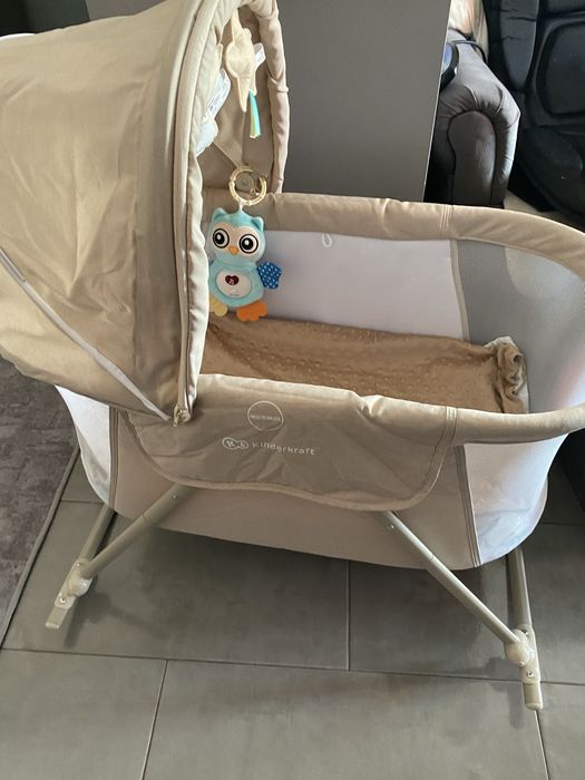 Kołysko -łozeczko kolor bezowy