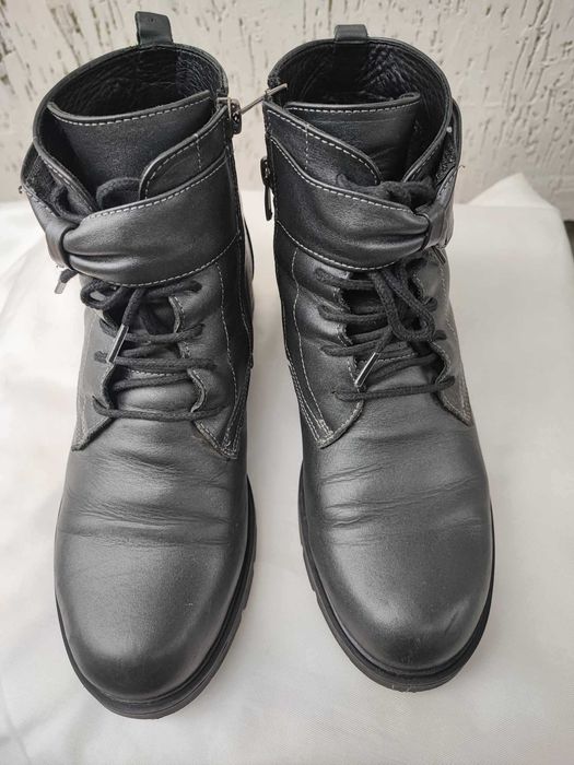 Черевики жіночі демісезонні